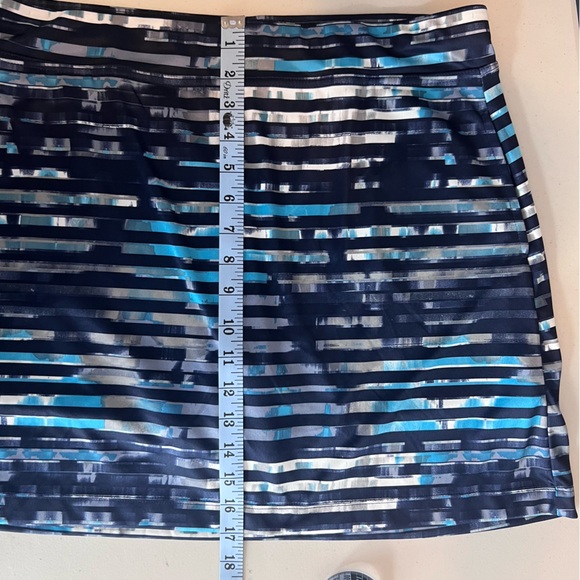 Callaway Womens Opti Dri Navy Turquoise Golf Skort Size Large Vibrant Artsy - Picture 8 of 8